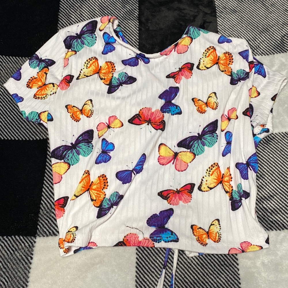 Brand faded rose size extra large fits like medium to small